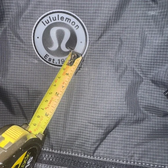 lululemon athletica Black Two Crew  II Backpack 22L ***READ DESCRIPTION *** - Picture 5 of 10